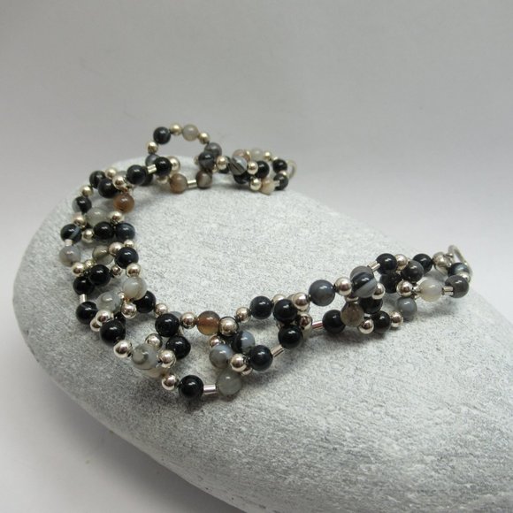 Black lace agate and silver link bracelet - Picture 10 of 10